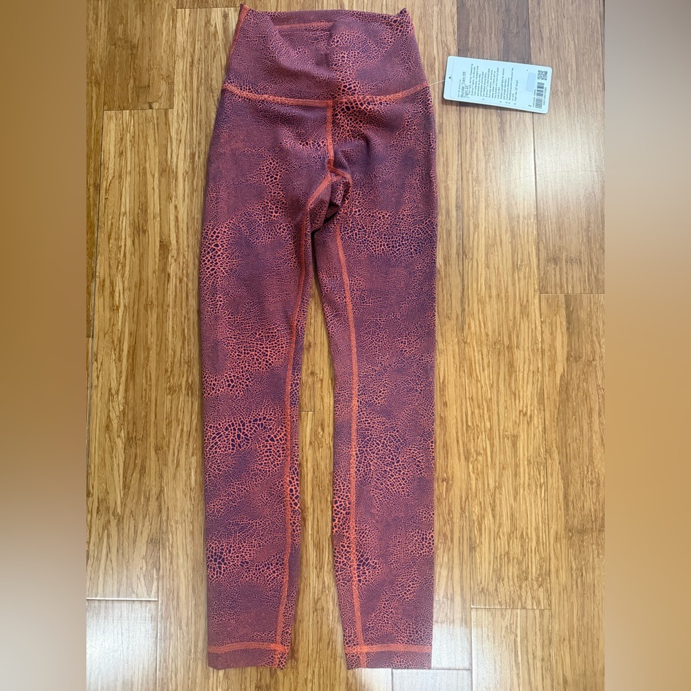NWT Lululemon Wunder Train HR Tight 25” Leggings